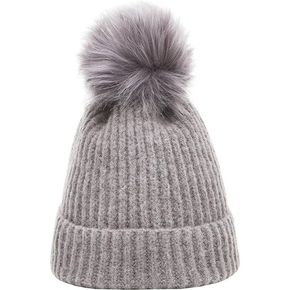 NWT Heritage Traditions Ladies Beanie Bobble Hat With Faux Fur Pom Pom Winter